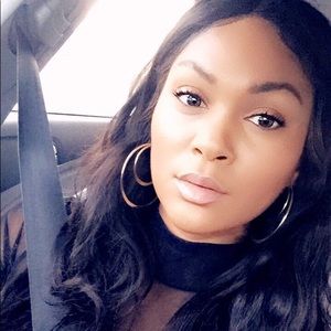 Meet your Posher, Jasmine